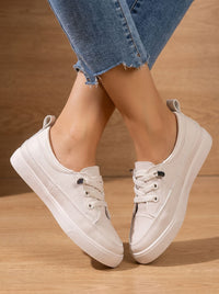 Women's Orthopedic Cushioned Lace-Up Low-Top Sneakers
