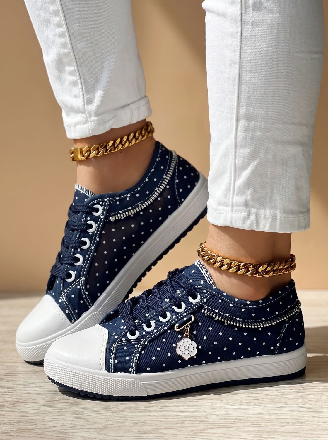 Women's Orthopedic Lace-Up Floral Mesh Low-Top Sneakers