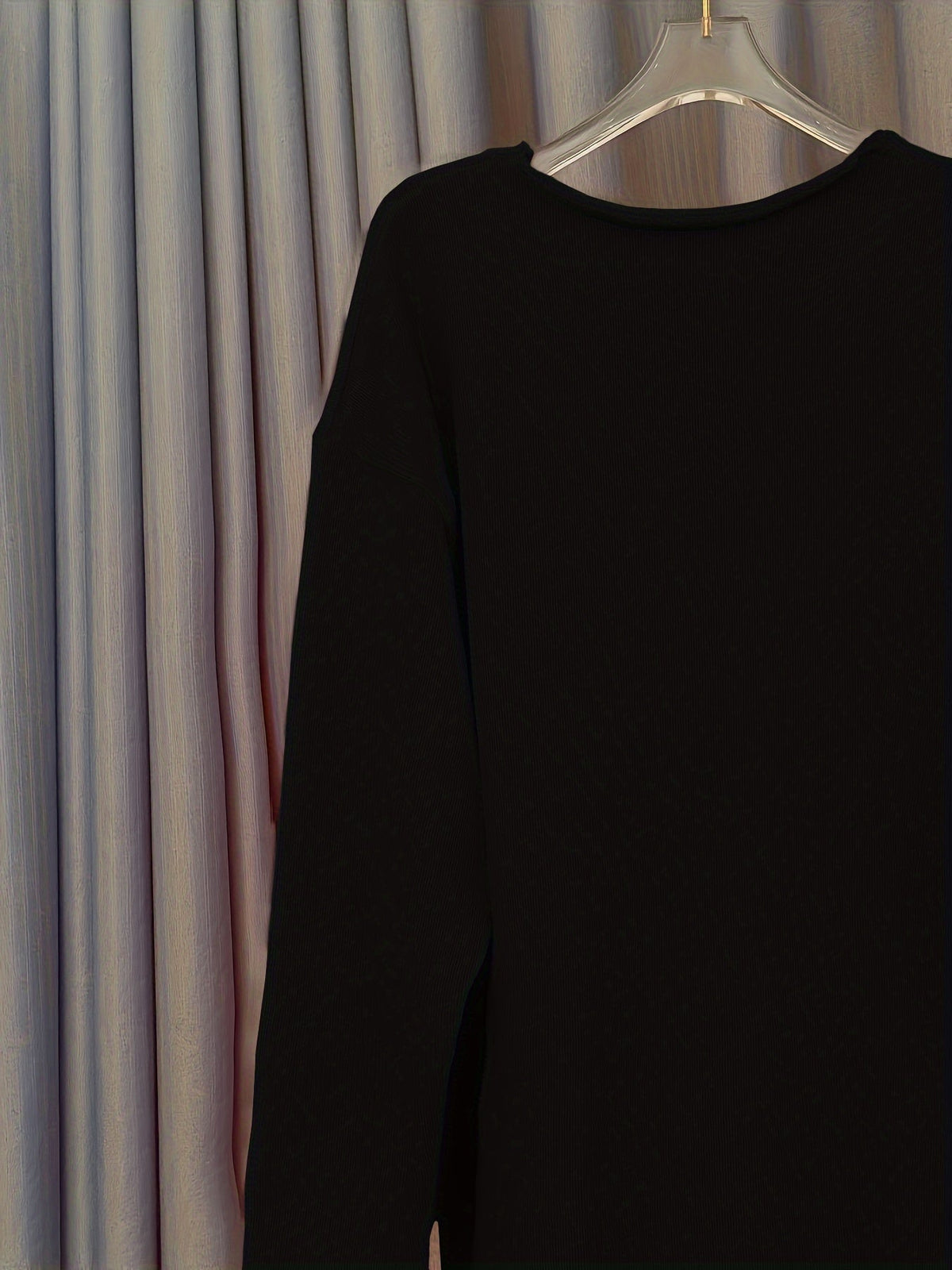 Women's Oversized V-Neck Sweater with Pattern