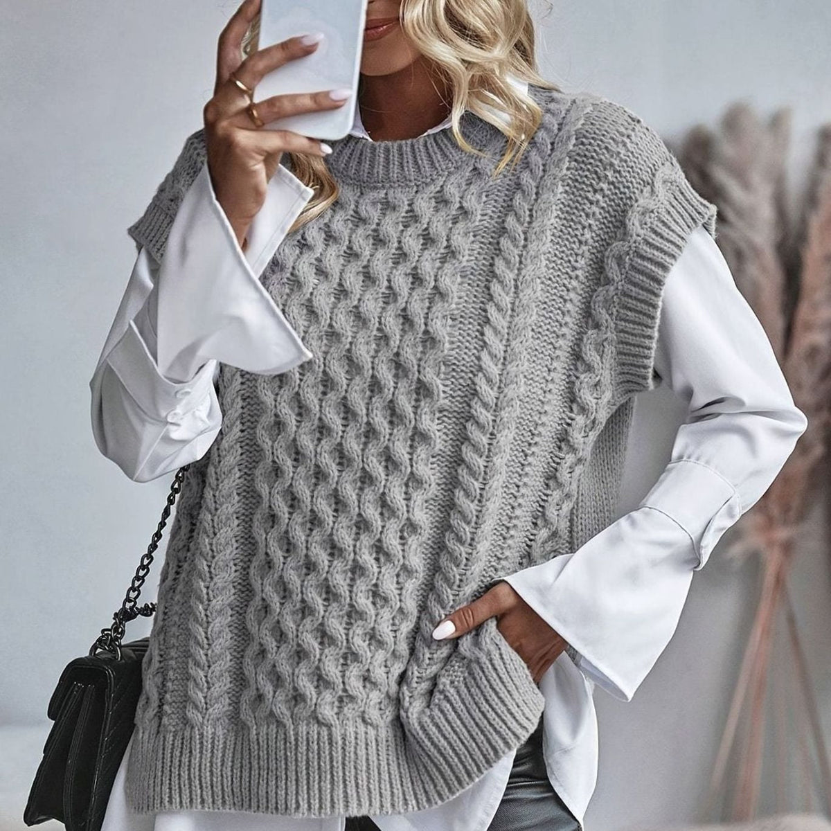 Women's Relaxed-Fit Cable-Knit Sweater Vest Pullover