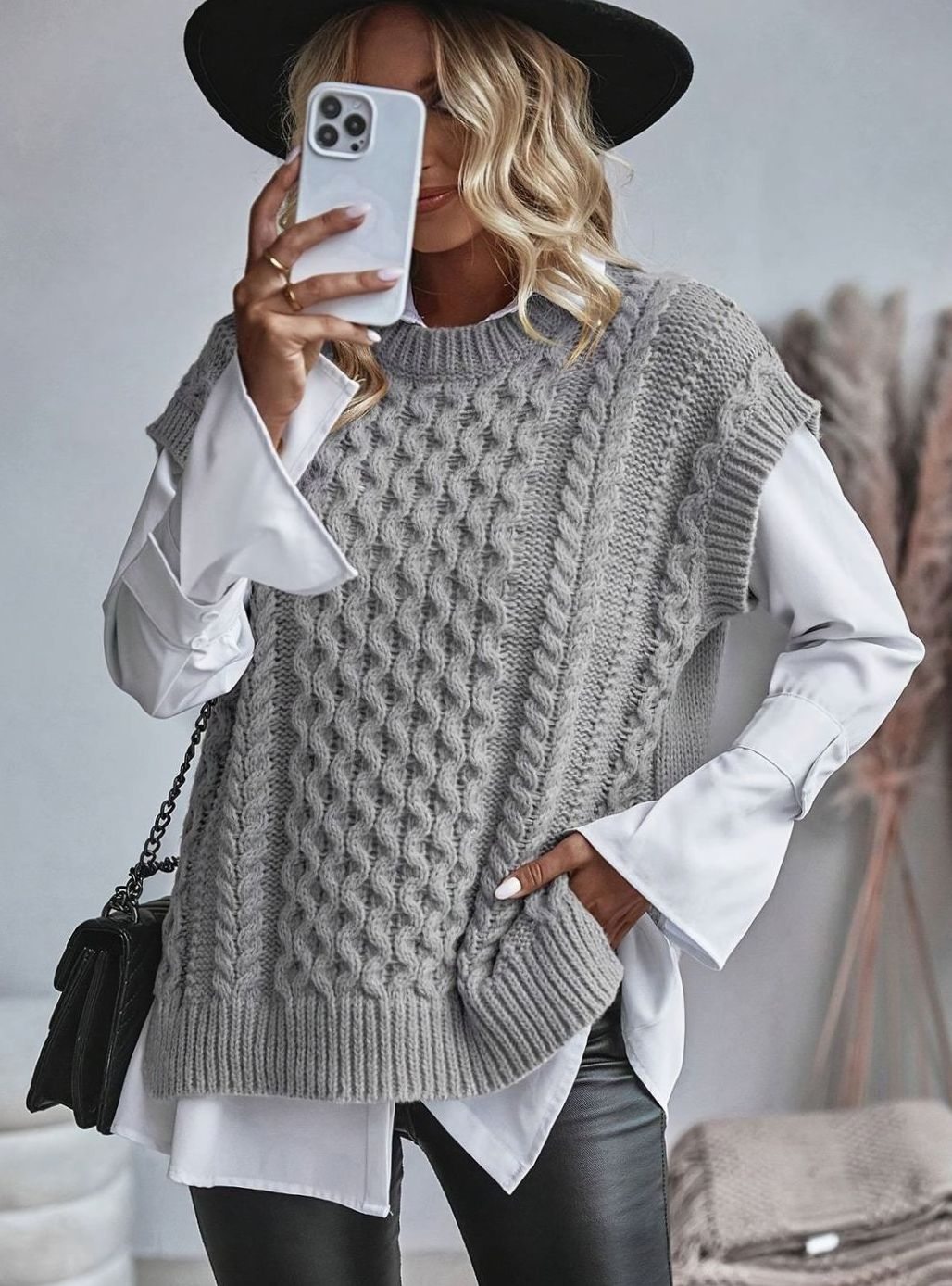 Women's Relaxed-Fit Cable-Knit Sweater Vest Pullover