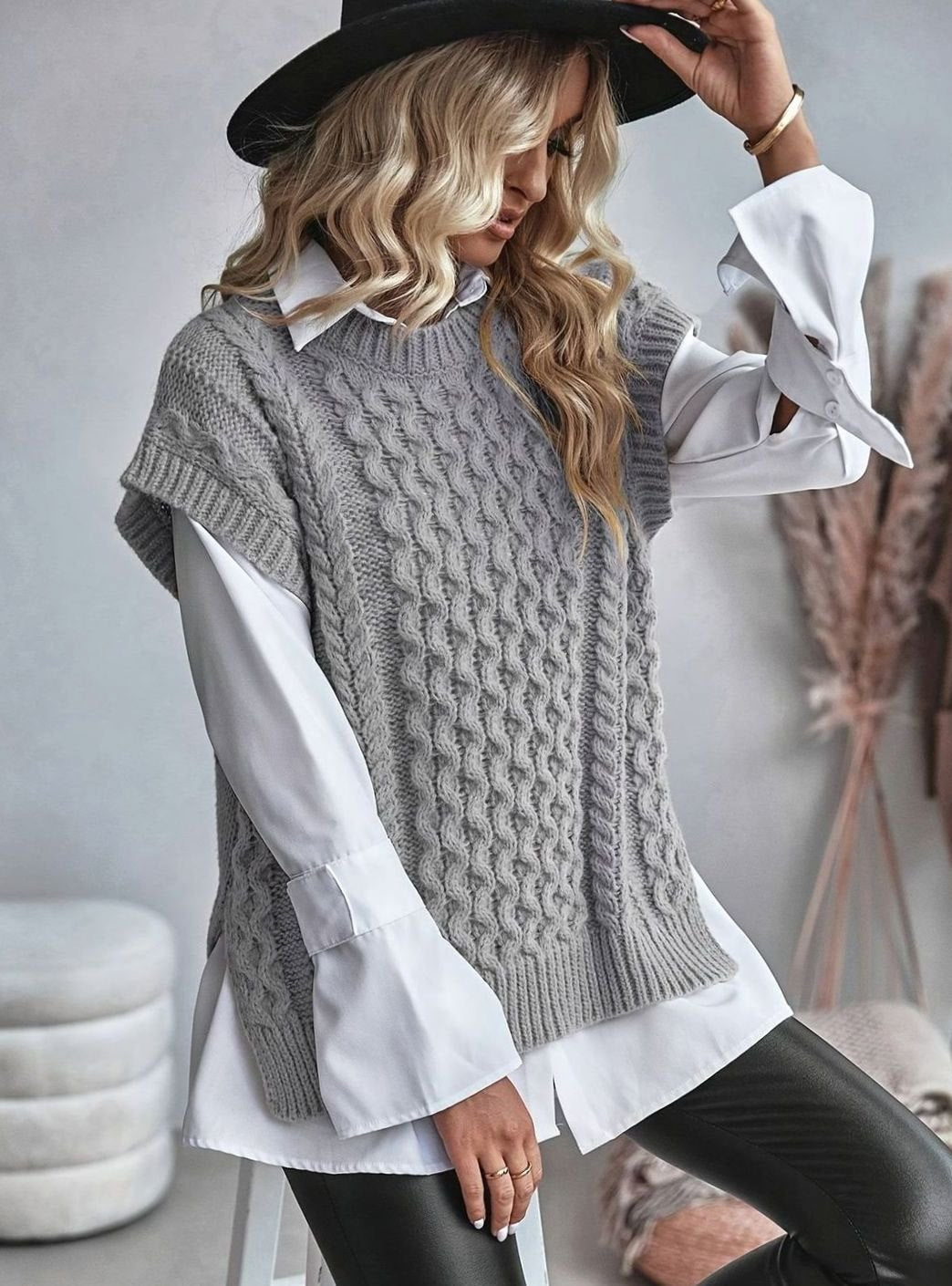 Women's Relaxed-Fit Cable-Knit Sweater Vest Pullover