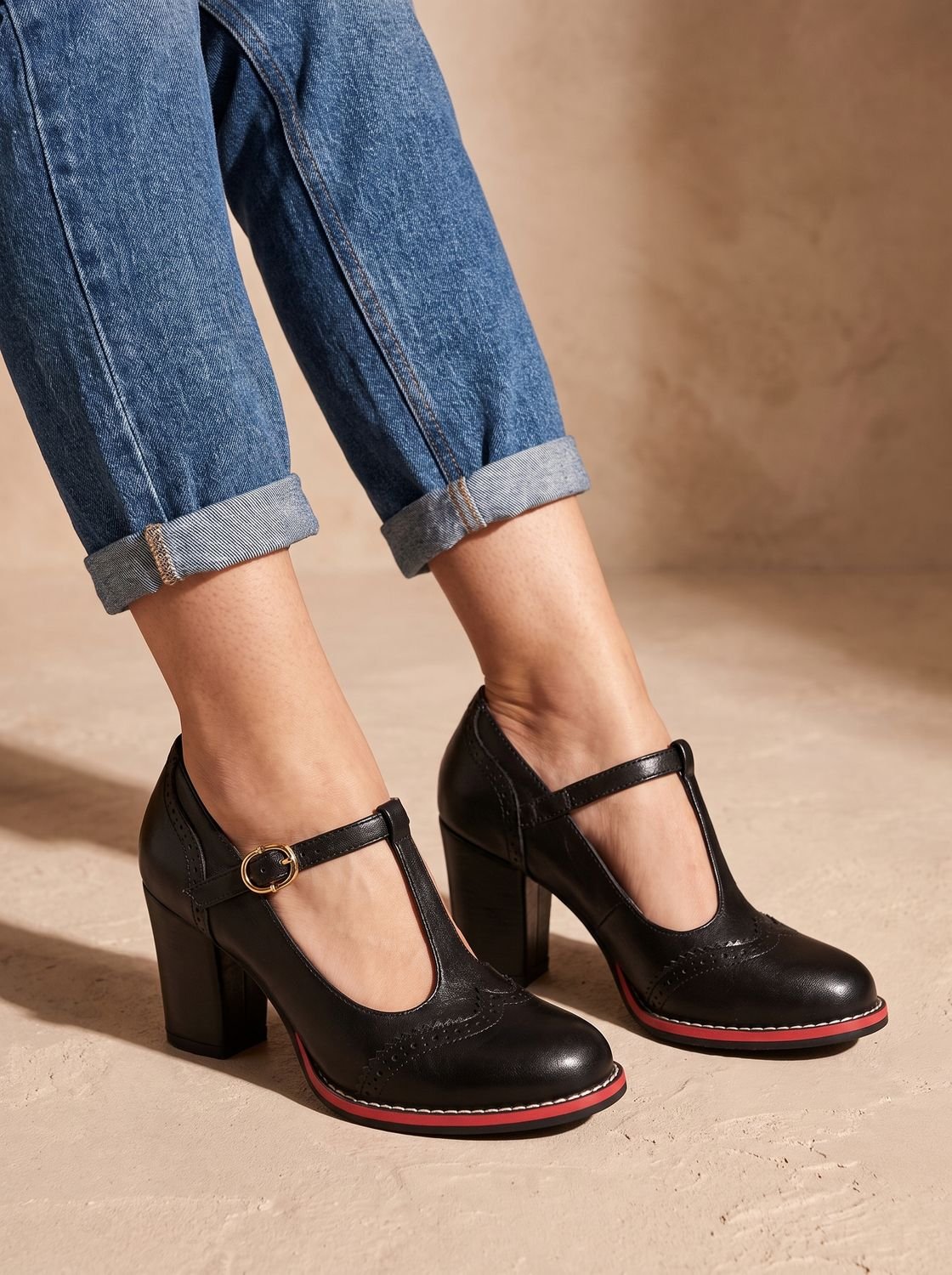 Women's Retro Brogue T-Bar Block Heel Pumps