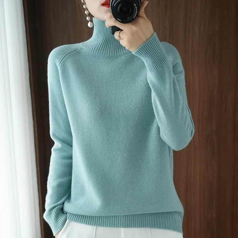 Women's Soft Merino Wool Turtleneck Knit Sweater