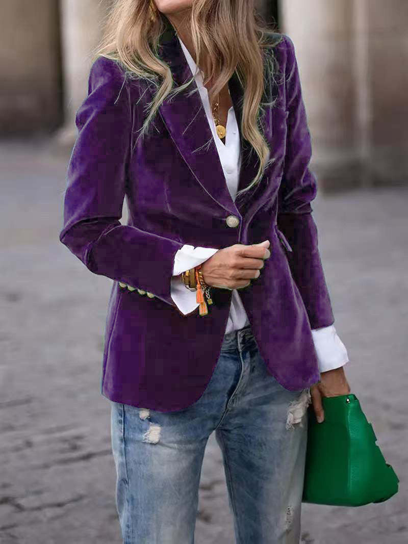 Women's Tailored Velvet Blazer with Lapel Collar and Single-Button Closure
