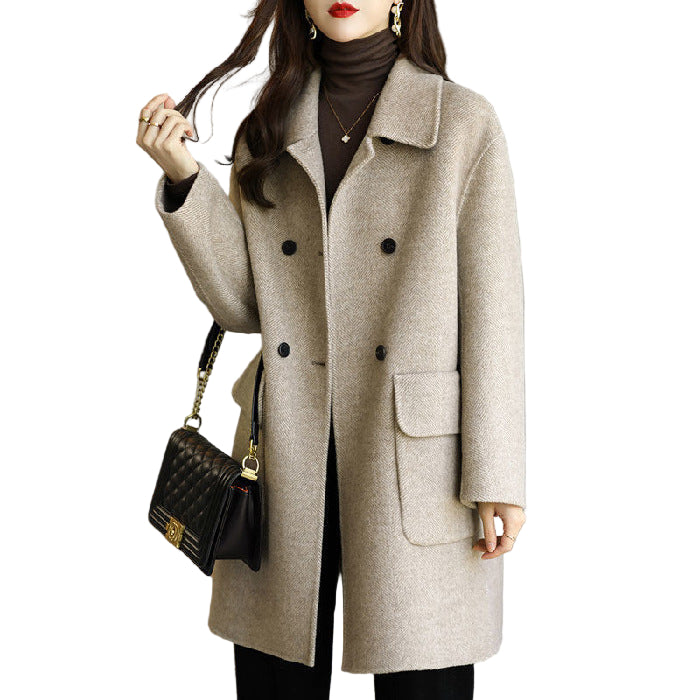 Women's Winter Coat: Warm & Elegant with Sophisticated Design