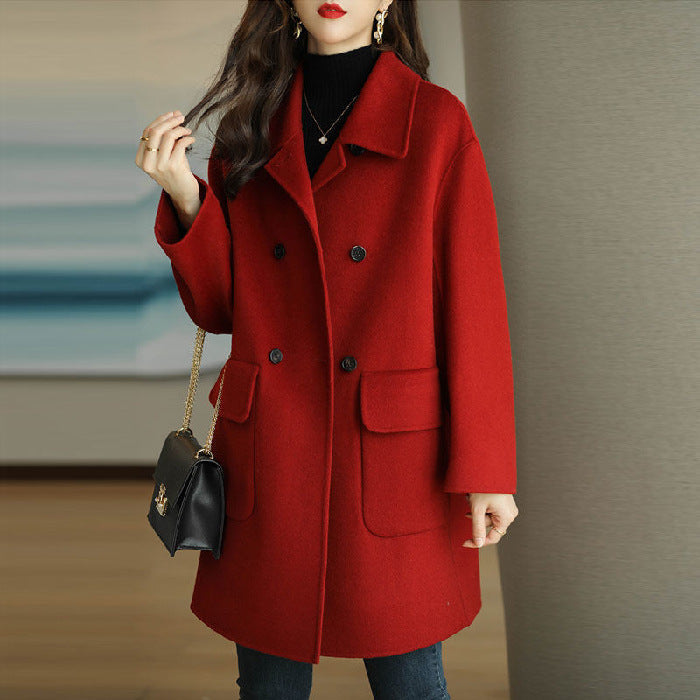 Women's Winter Coat: Warm & Elegant with Sophisticated Design