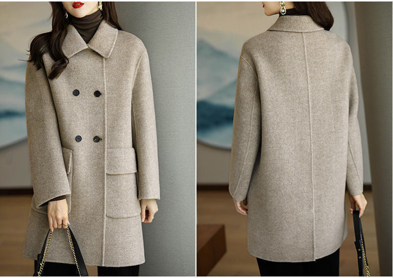 Women's Winter Coat: Warm & Elegant with Sophisticated Design